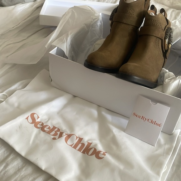 SEE BY CHLOE Women 35/5 Hana Low Boots Brown Suede Western Harness Ankle - Picture 2 of 11